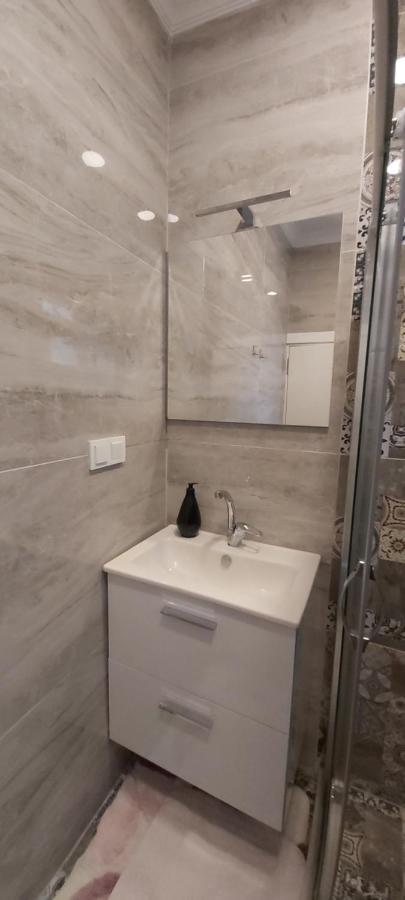 Fener Sweet Gazde/Camere de închiriat